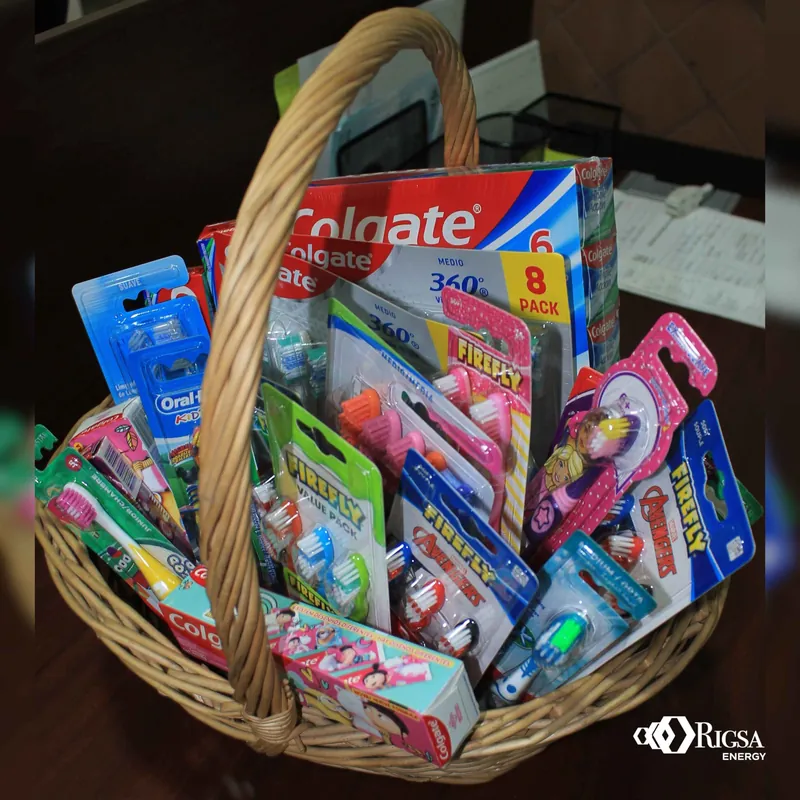 Donación de kits dentales, Pro Niños Darién